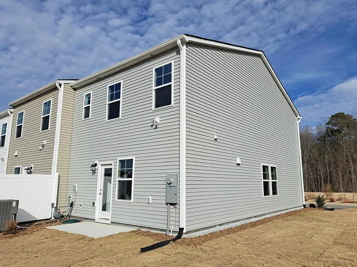 Building Photo - 5364 Arkose Dr
