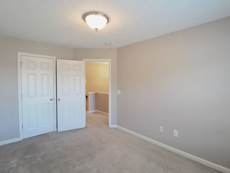 2189 Deyerle Ave — Photo 23