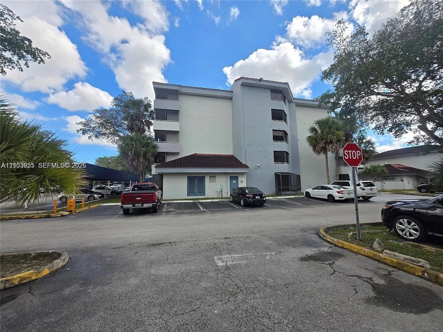 Verabella Falls Condo — Photo 3