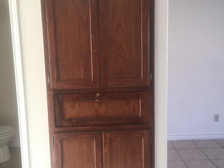 5005 San Francisco Ave — Photo 17