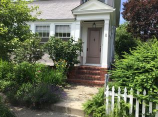 8 12th St, Providence, RI 02906