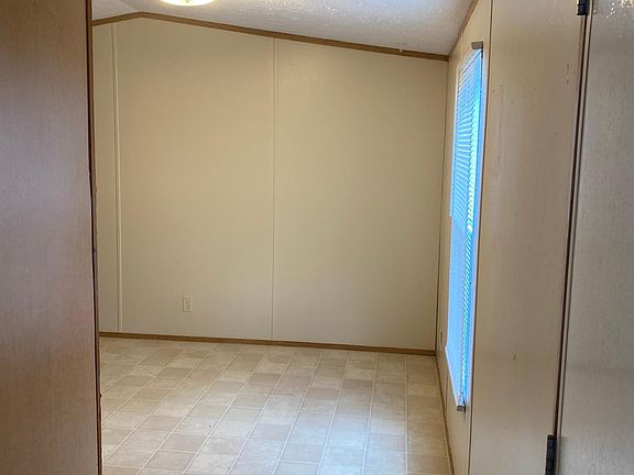 dining room off kitchen