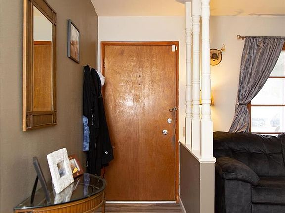 2nd image of 275 Birchlawn Dr