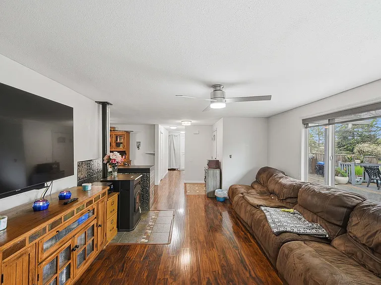 510 S Cammann St — Photo 5