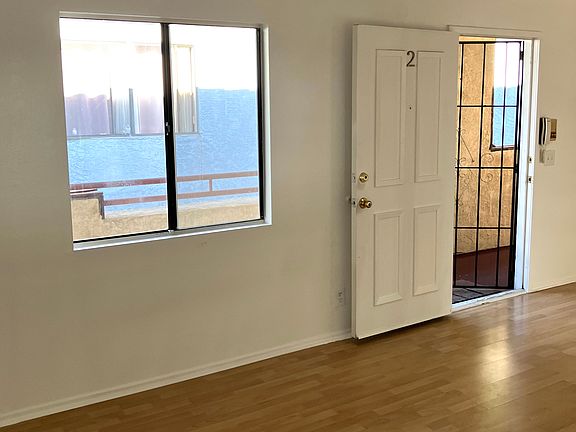 4th image of 605 W California Ave #2
