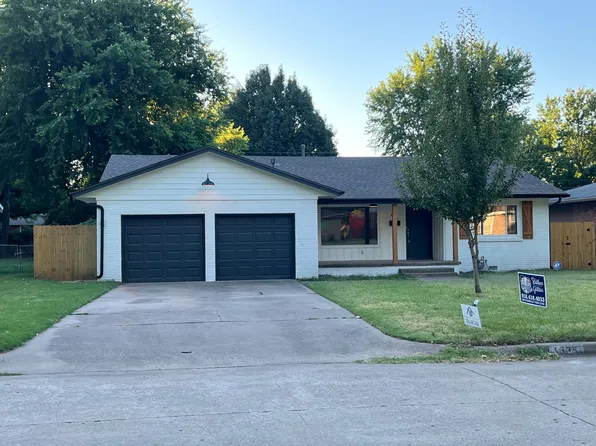 4335 S Madison Pl, Tulsa, OK 74105