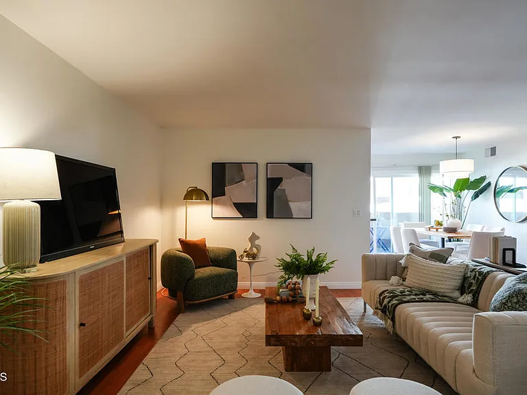 120 S Sierra Madre Blvd #205 — Photo 2