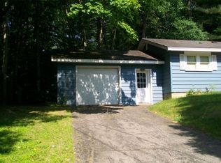 104 Ash St, North Conway, NH 03860