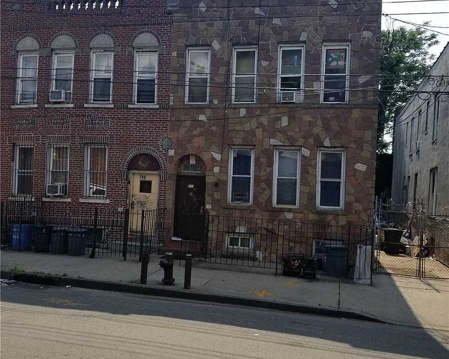 1st image of 794 Snediker Ave