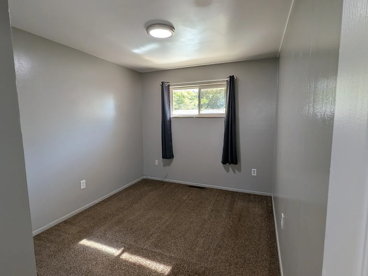 3 bed, 975 sqft, $1,895 — Photo 4