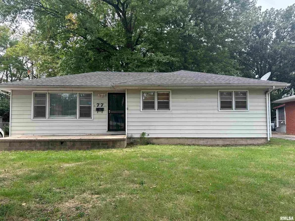 77 Glen Aire Dr, Springfield, IL 62703
