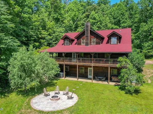 425 Patterson Ln, Gatlinburg, TN 37738