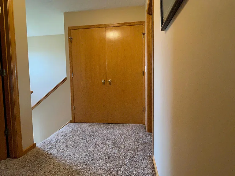20711 Hampshire Cir — Photo 14
