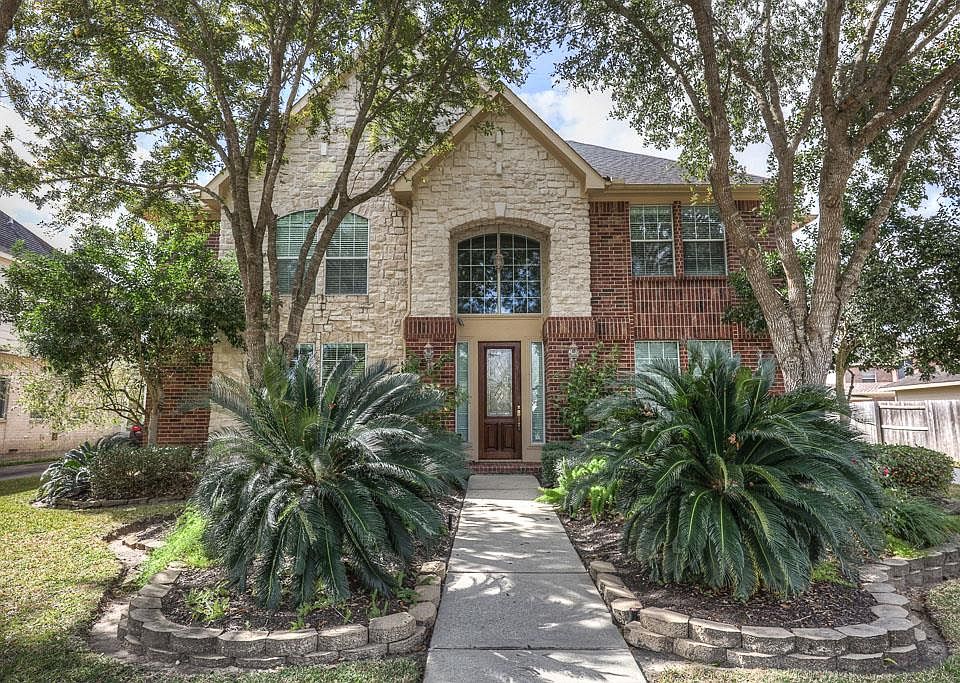 1st image of 2707 Drywood Creek Dr