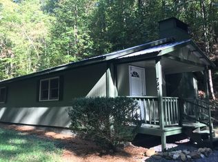734 Hills Lake Rd, Ellijay, GA 30540