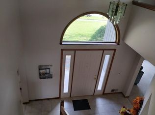 25 Brush Creek Dr, Rochester, NY 14612