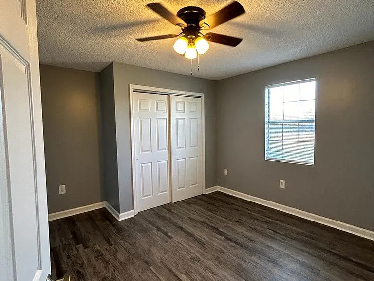 Springlake Apartments — Photo 46