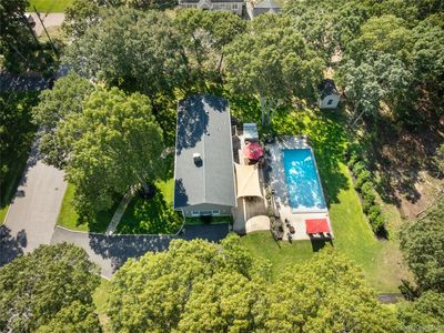 8 Foxboro Road, Hampton Bays, NY, 11946