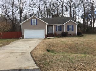 207 Perth Dr, Elizabeth City, NC 27909