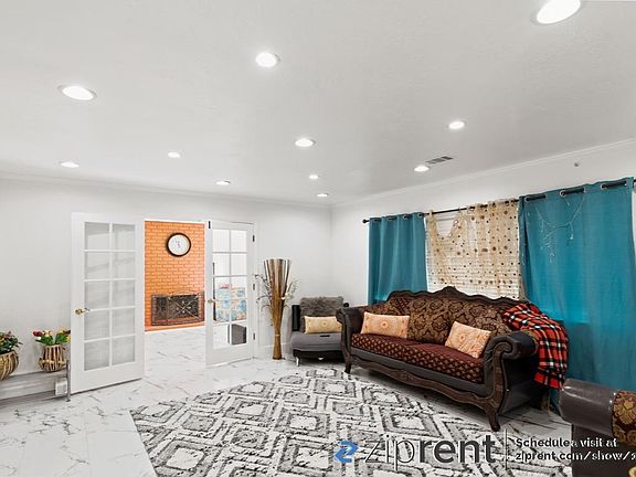 4th image of 2818 Ivywood Ct