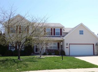 10524 N Liverpool Dr, Peoria, IL 61615