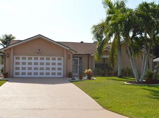 2908 SE 22nd Pl, Cape Coral, FL 33904
