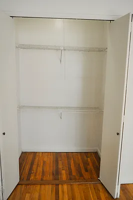 Rented by DSA Realty Midtown West | media 27