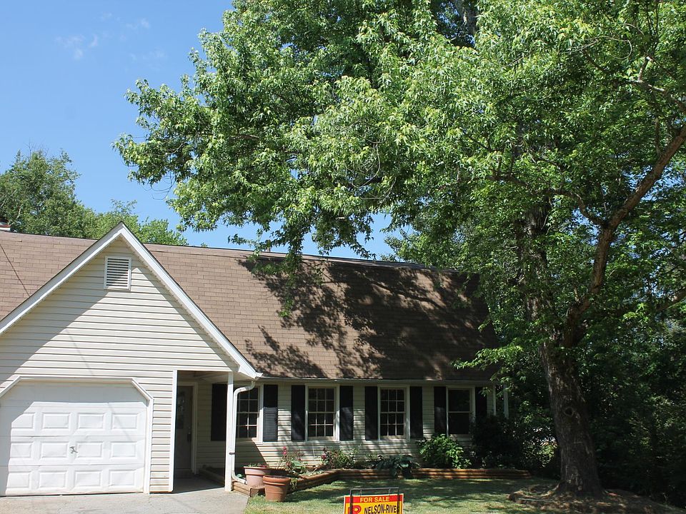 1st image of 4038 Rocky Valley Ct NE #12