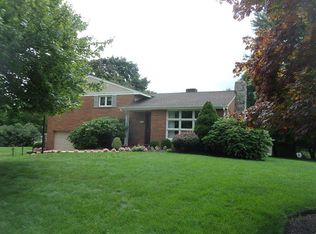2612 Lynnhaven Dr, Allison Park, PA 15101