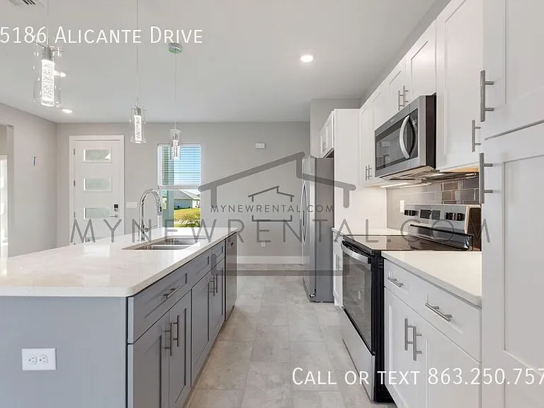 25186 Alicante Dr — Photo 12