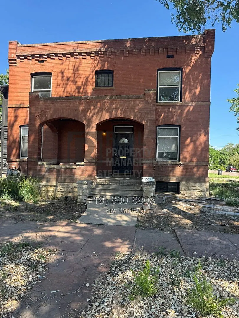 3 bed, 2.0 bath, $1,350 — Photo 1
