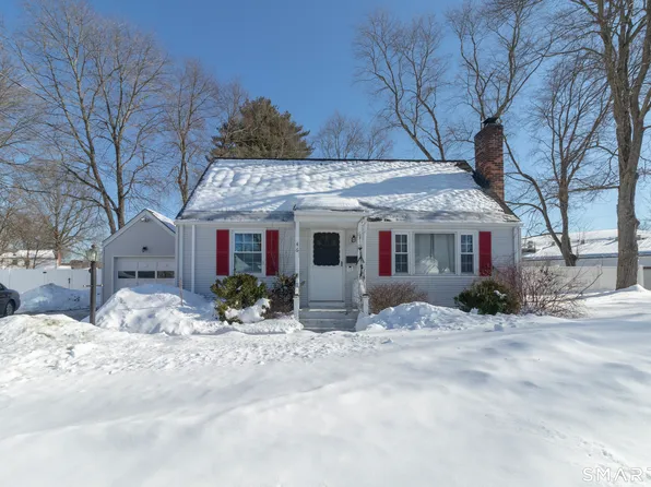 46 Woodycrest Dr, East Hartford, CT 06118