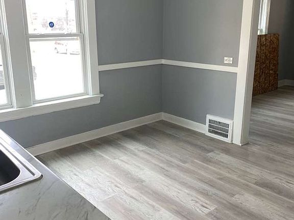 5th image of 792 London Rd