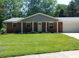 1764 Round Robin Ct, Saint Louis, MO