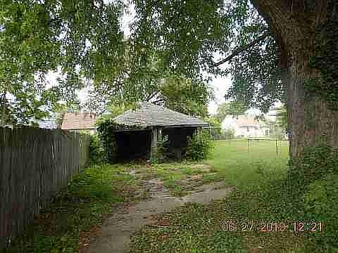 13995 Birwood