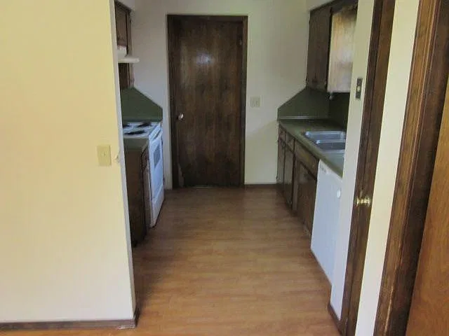 3 bed, 1188 sqft, $1,250 — Photo 4