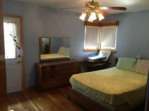 4th image of 41 Terrace Dr