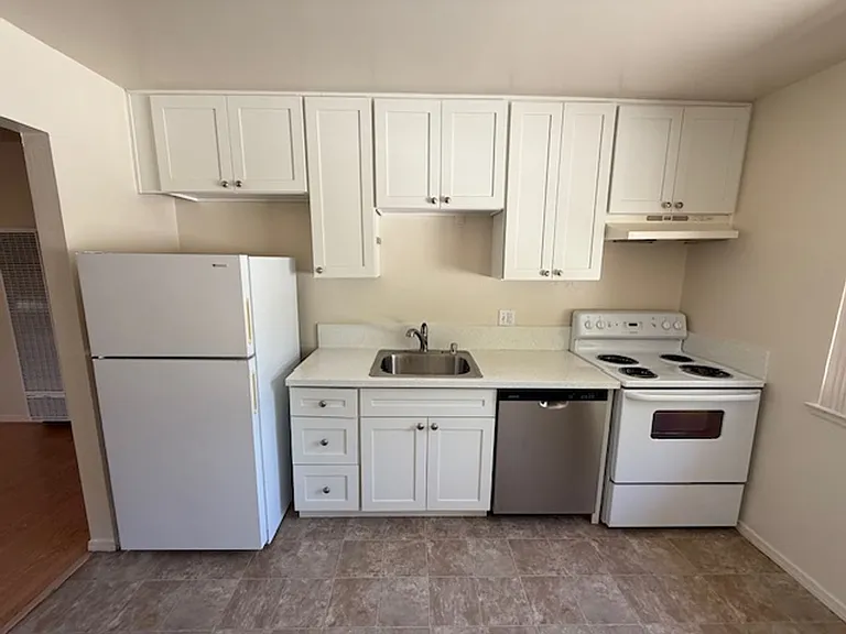 512 I St — Photo 11
