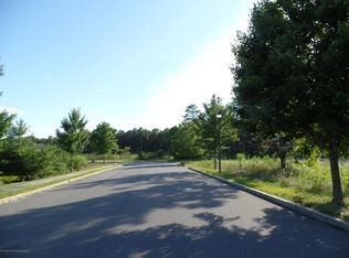 9 Morningstar Way, Bayville, NJ 08721