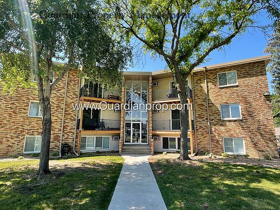 2nd image of 105 Dean Ave E #16