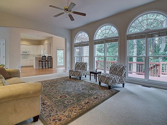 4th image of 2416 Mirrabeau Ct