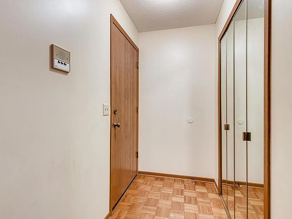 5th image of 15805 26th Ave N APT A