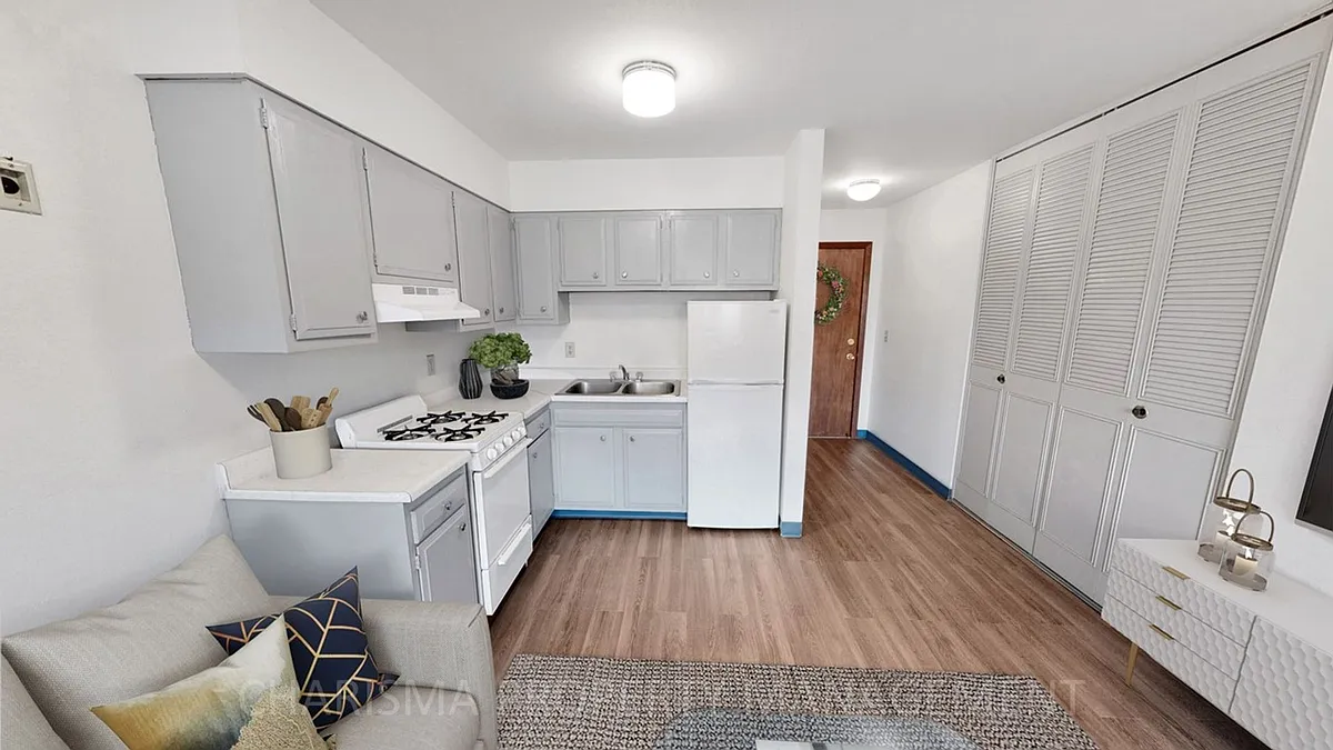 Building Photo - Canton Apartments