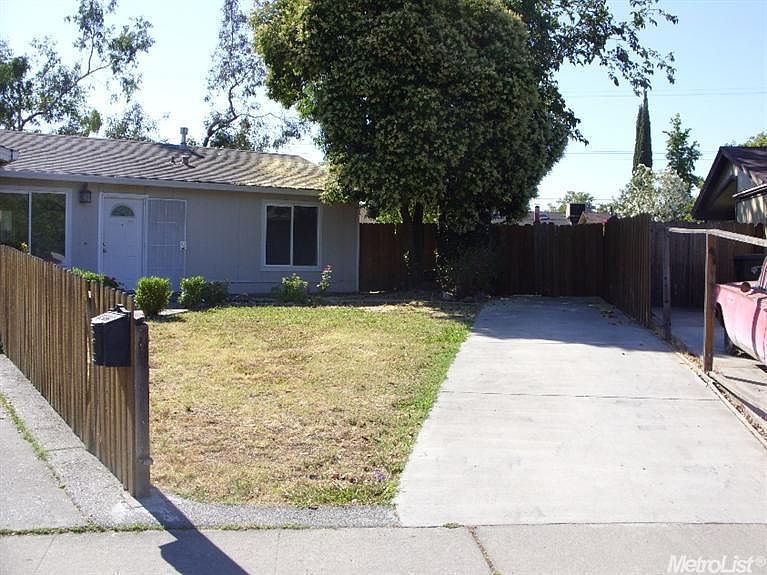 1st image of 366 Delagua Way