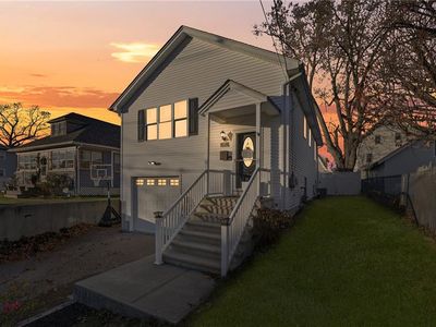 97 Chestnut Ave, Cranston, RI, 02910