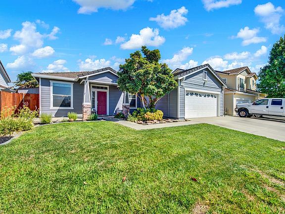 5th image of 711 Lupine Way