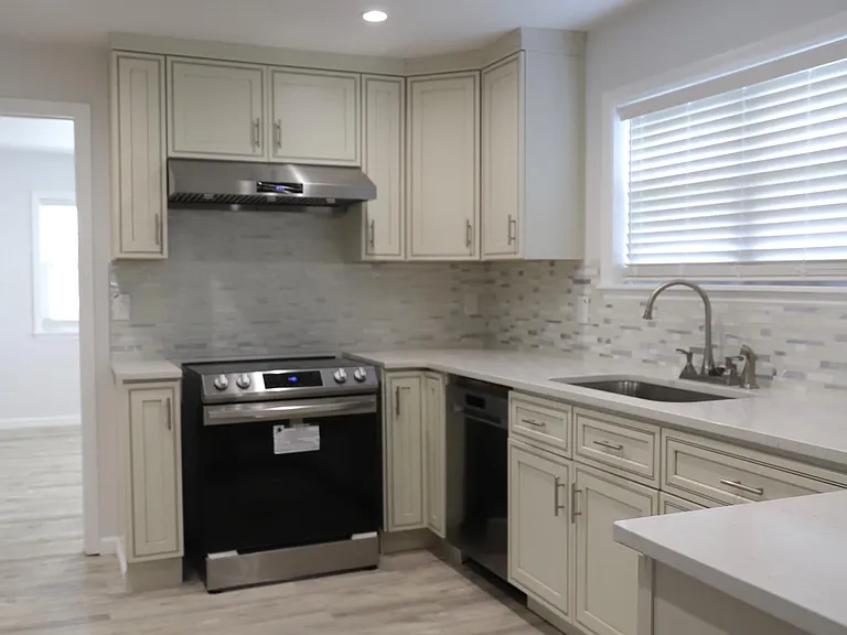 610 Southgate Ave — Photo 7