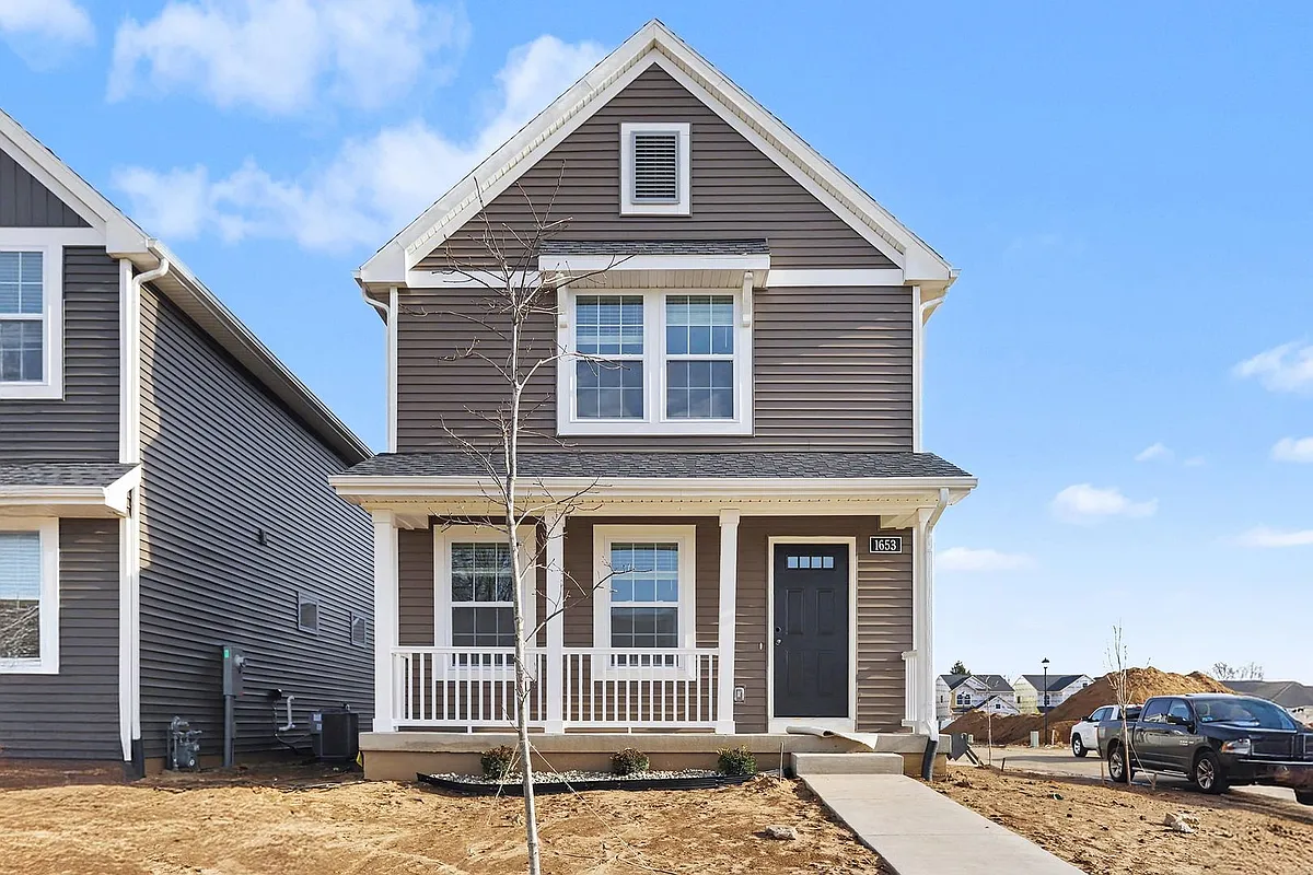 Photo 1 of 19 - 1633 Kennedy - Three Rivers, MI Primary Photo - 1633 Kennedy