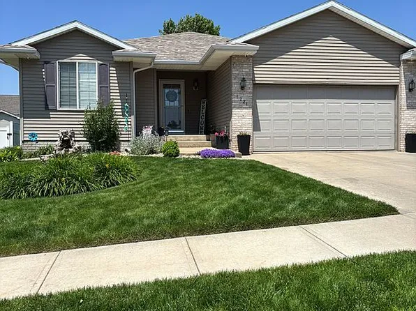 1221 E Sycamore Ave, Norfolk, NE 68701