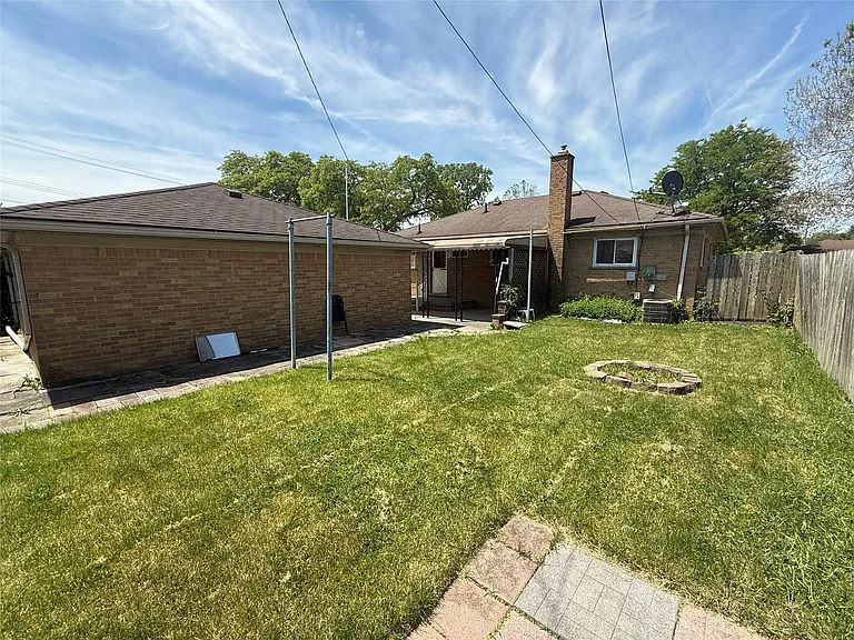 6810 Rosemary St — Photo 13